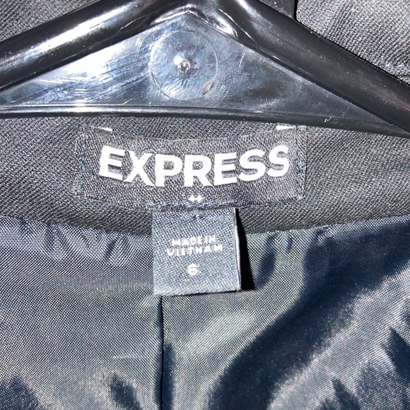 One button women’s blazer - Picture 6 of 6